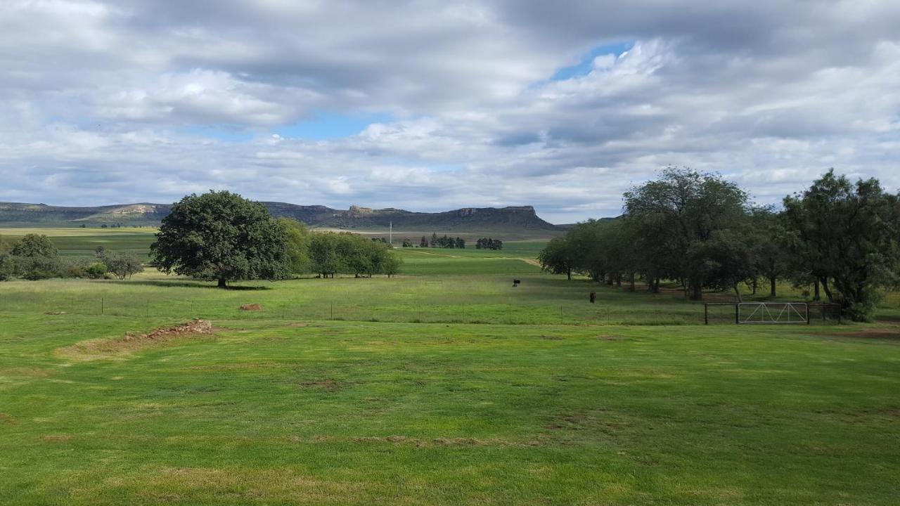 Imla Guest Farm Hotell Ficksburg Exteriör bild